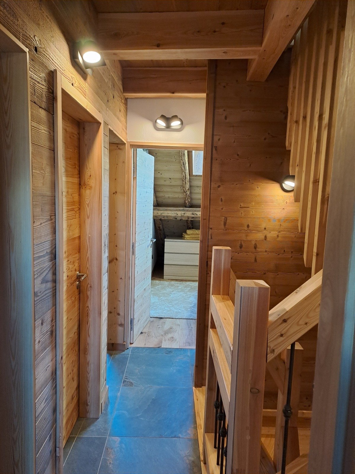 Dépannage électrique dans un commerce à Briançon